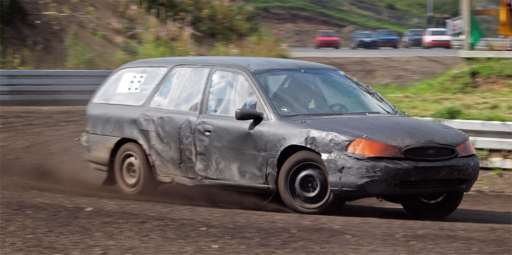 MNJ’eren: Anders Salomonsen skiftede i 2011 sin SAAB 900 ud med en Ford Mondeo, hvilket gav pote i DM-slutspurten